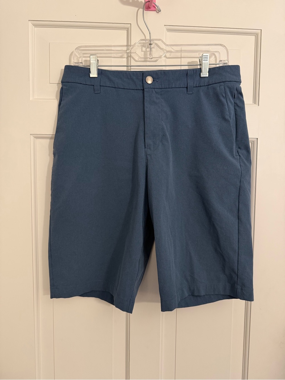 lululemon athletica Men's Blue Stretch Golf Shorts